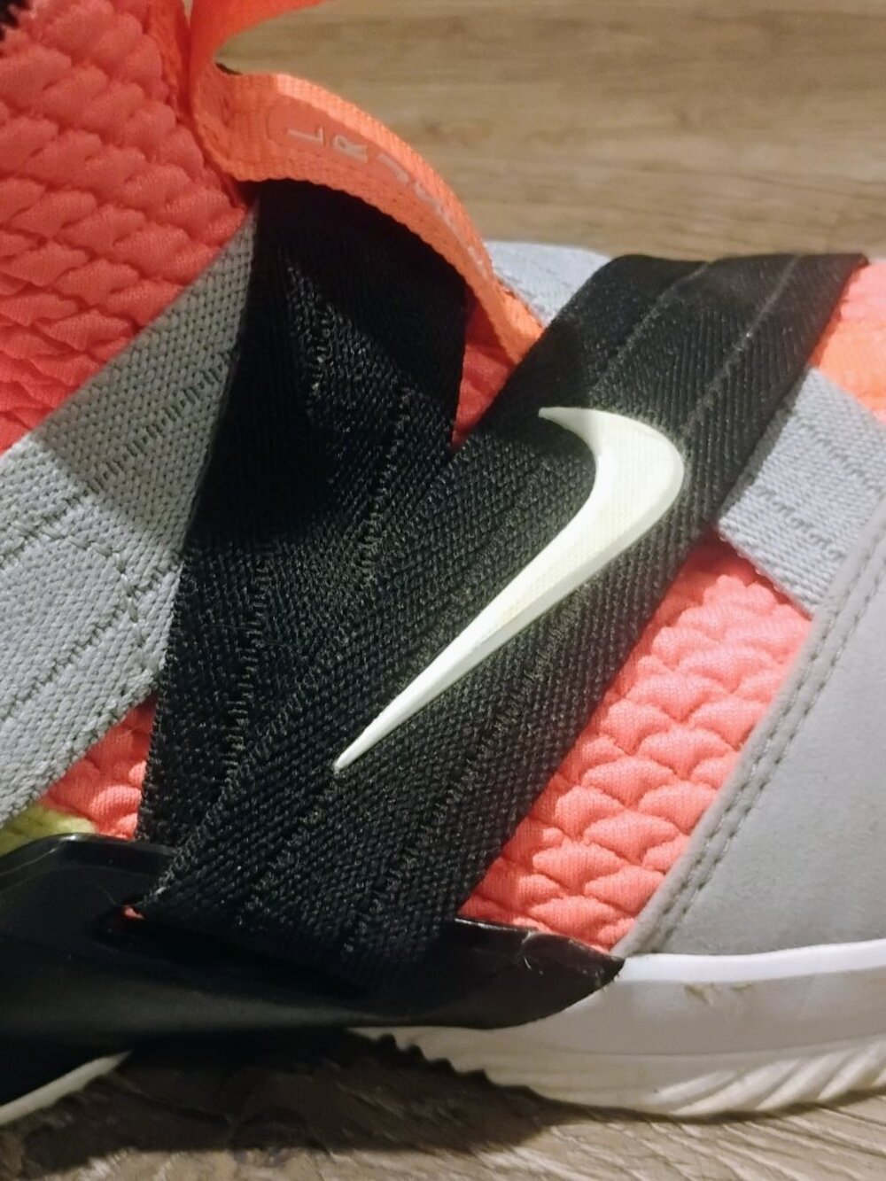 Tenis